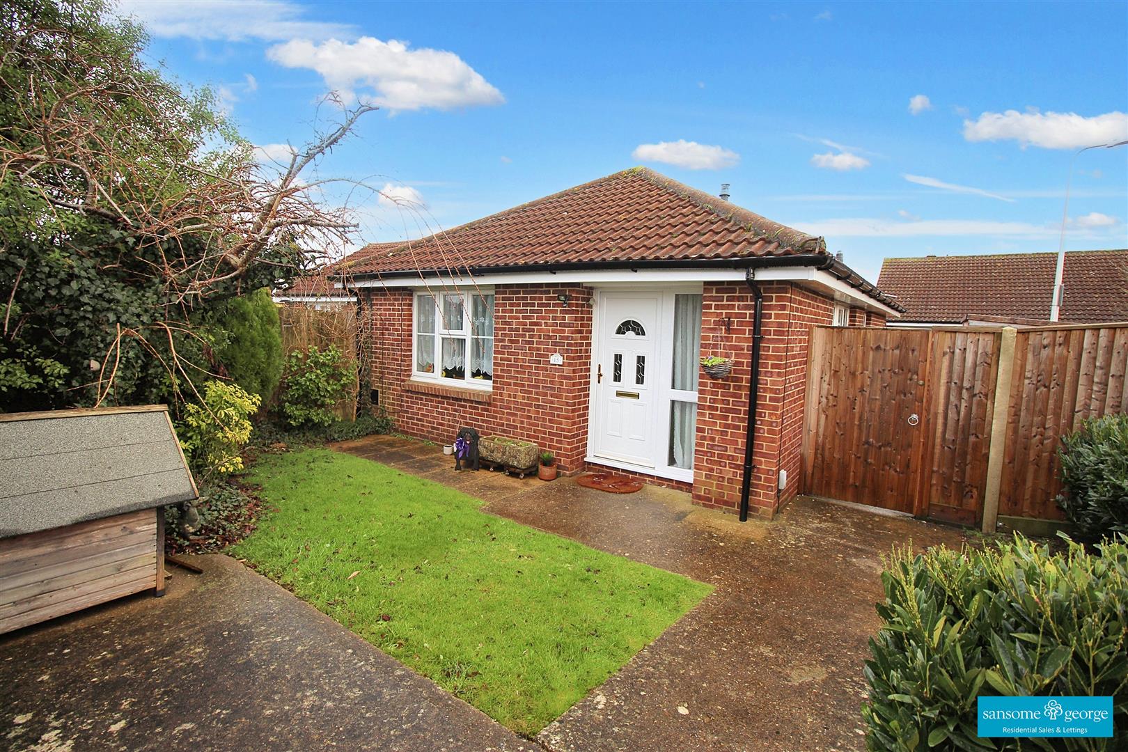 2 bed property in Condor Close, Reading